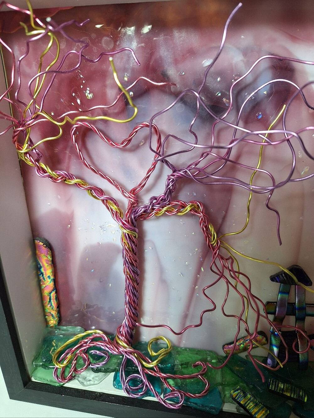 Hand crafted wire tree on fused glass, pink purple & gold in shadow box. - Picture 2 of 10